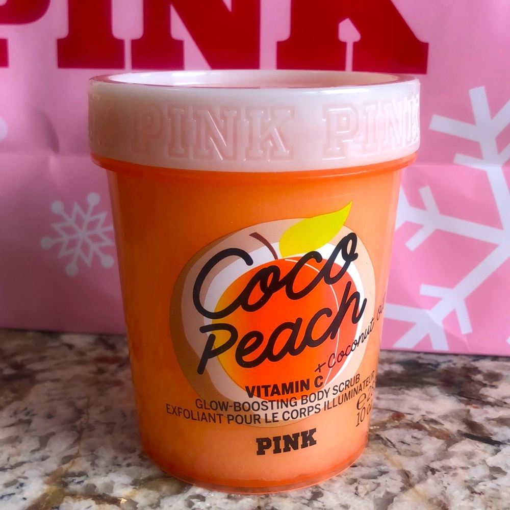 Victoria’s Secret COCO PEACH 🍑 Glow Boosting Body Scrub; New with box